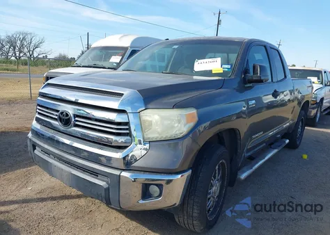 2014 Toyota Tundra Sr5 5.7L V8 z USA, uszkodzony, nr VIN 5TFUW5F18EX374500